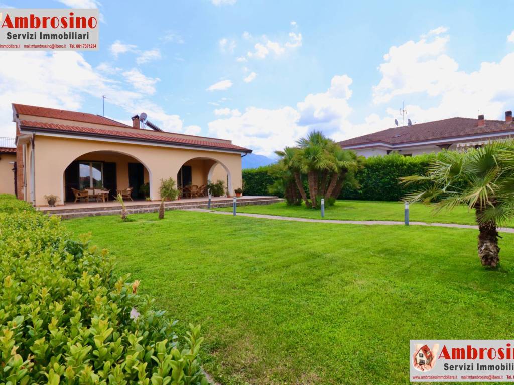 Villa a Dugenta in Via Calabroni, 3 - Foto 3