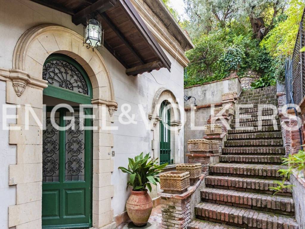 Villa a Taormina in Via Luigi Pirandello, 31 - Foto 4