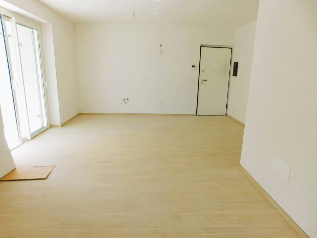 Appartamento a Alba adriatica in Via Toscana - Foto 3