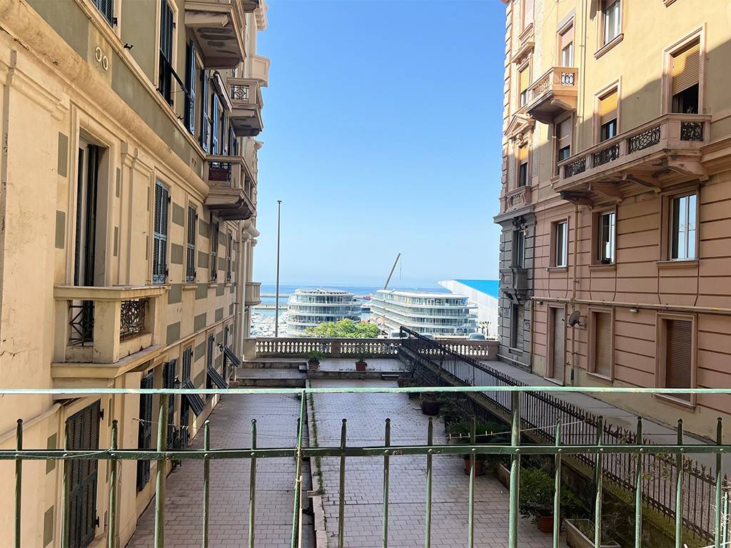 Appartamento a Genova in Corso Aurelio Saffi, 9 - Foto 3