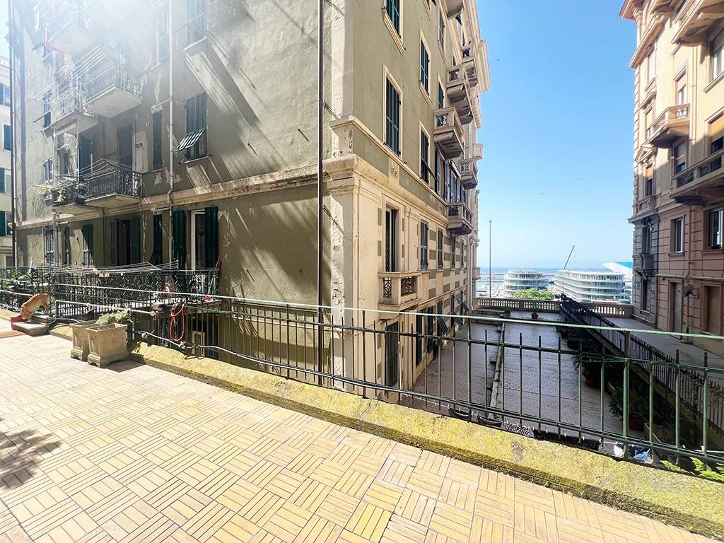 Appartamento a Genova in Corso Aurelio Saffi, 9 - Foto 4
