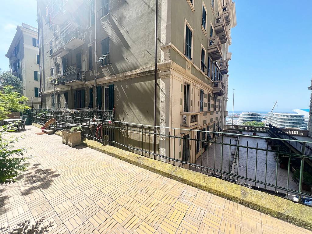 Appartamento a Genova in Corso Aurelio Saffi, 9 - Foto 5