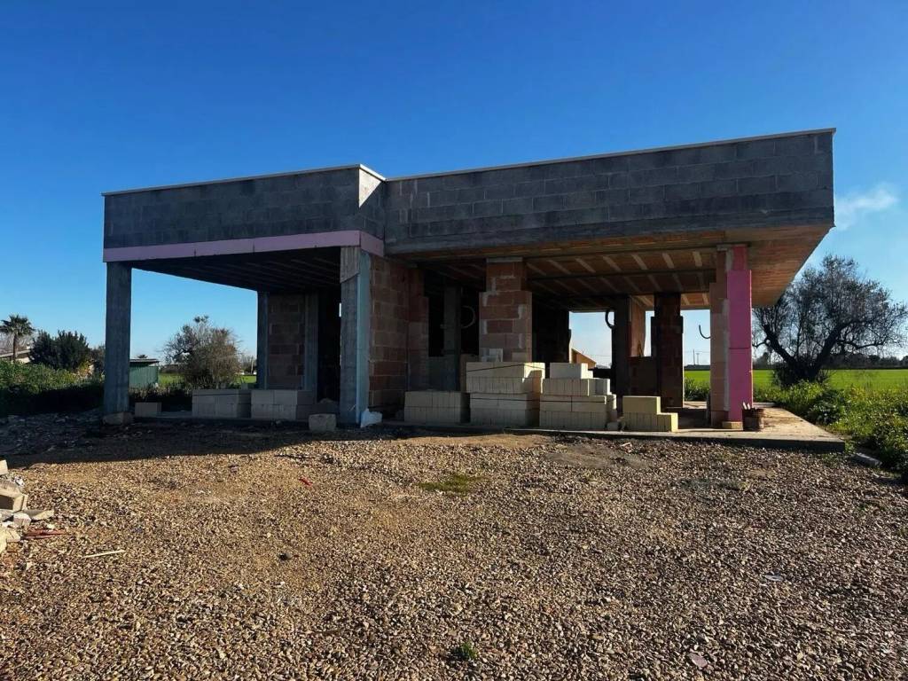 Villa a Aradeo in Via Foresta S.N.C. - Foto 2