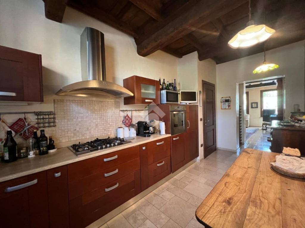 Casa indipendente a Mantova in Via Fratelli Grioli - Foto 2
