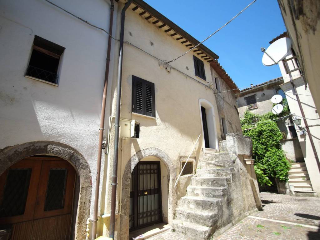Appartamento a Scandriglia in Via degli Archi - Foto 2