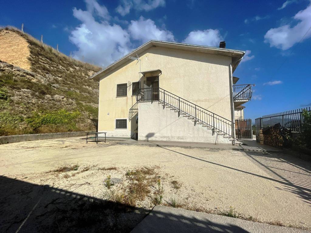 Villa a Cittaducale in Calcariola - Foto 2