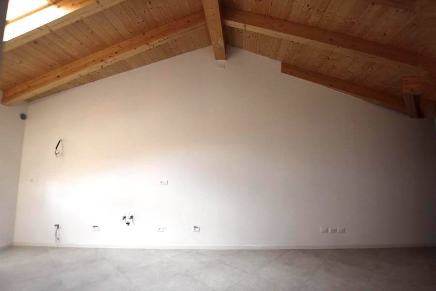 Appartamento a Cento in VIA UGO BASSI, 62 - Foto 5