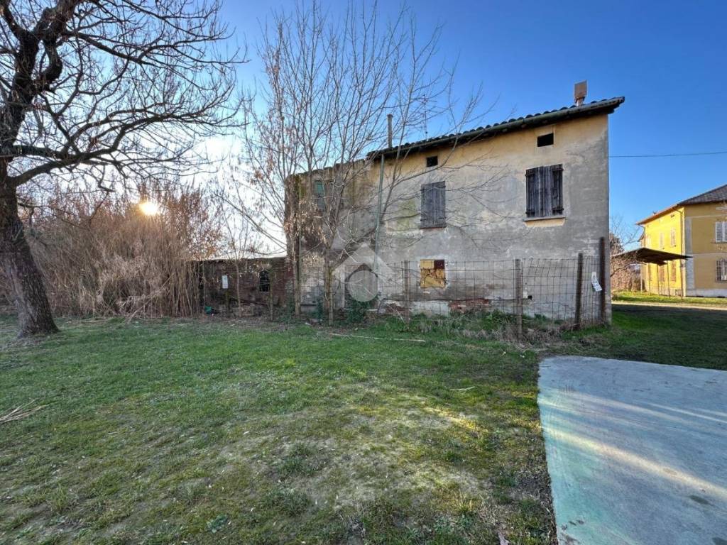 Rustico / casale a Castelnovo di sotto in Via prato bovino, 120 - Foto 3