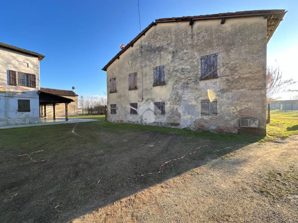 Rustico / casale a Castelnovo di sotto in Via prato bovino, 120 - Foto 4