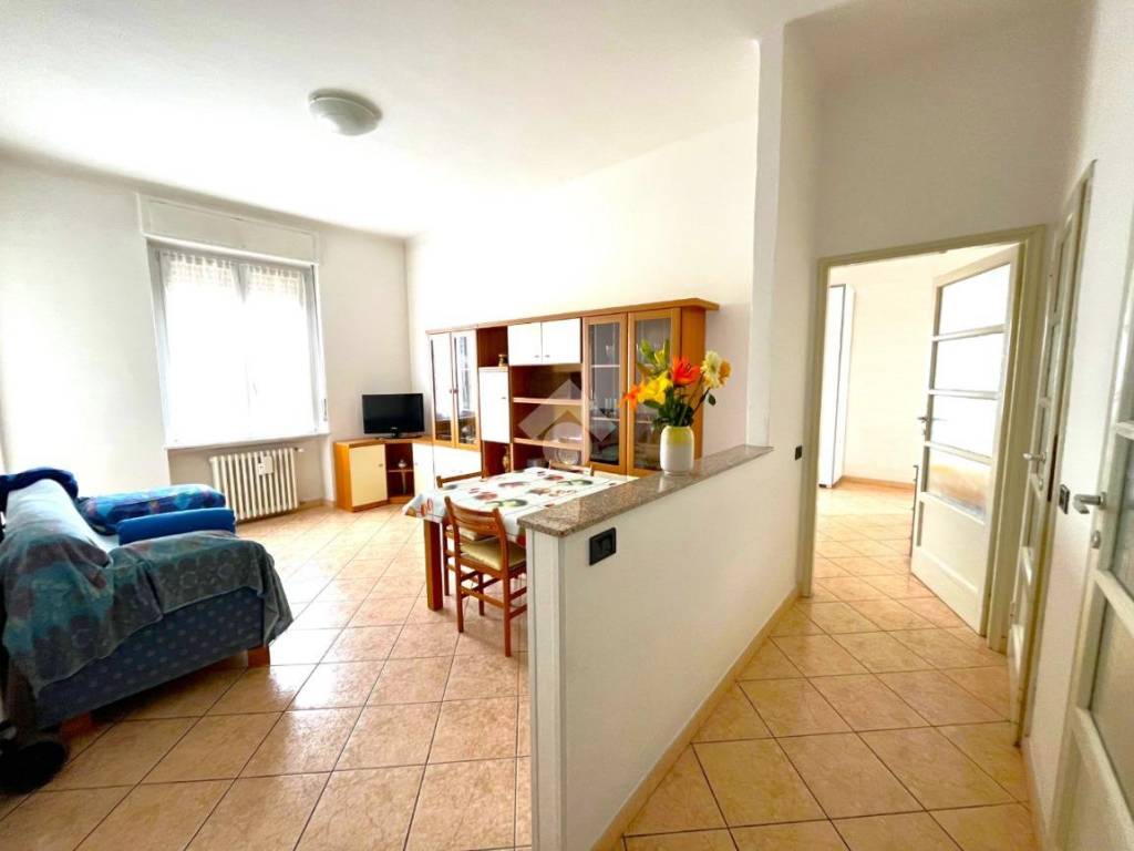 Appartamento a Albizzate in Via Ruzzella, 6 - Foto 3
