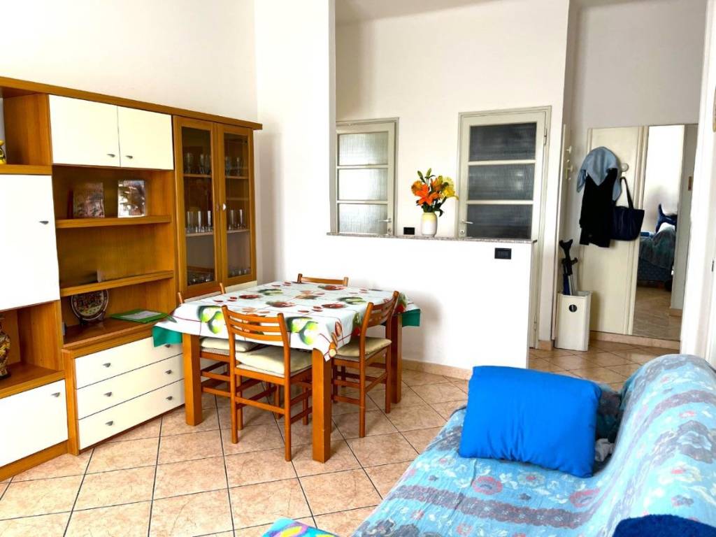 Appartamento a Albizzate in Via Ruzzella, 6 - Foto 4