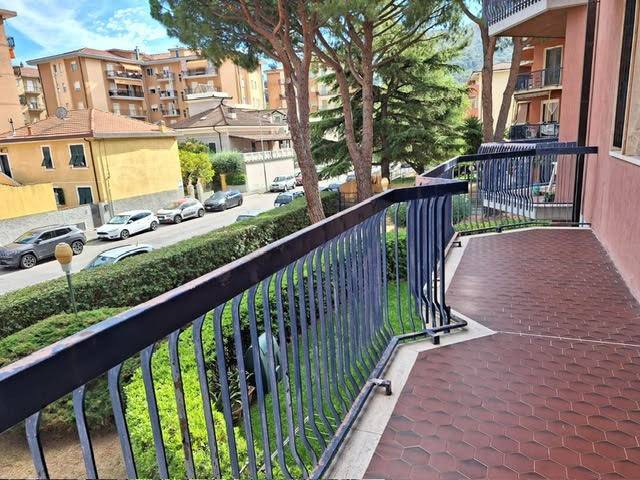 Appartamento a Andora in Via Giovanni Rattalino, 11 - Foto 2