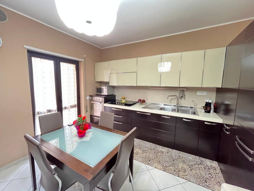 Appartamento a Settingiano in Via Carfellà - Foto 2