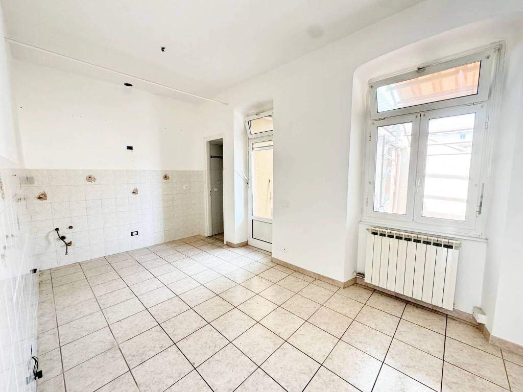 Appartamento a Albenga in Via Genova - Foto 4