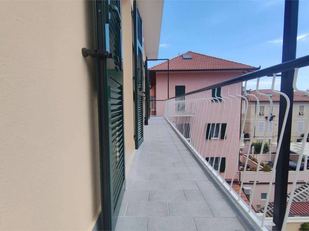 Appartamento a Alassio in Corso Dante Alighieri - Foto 3