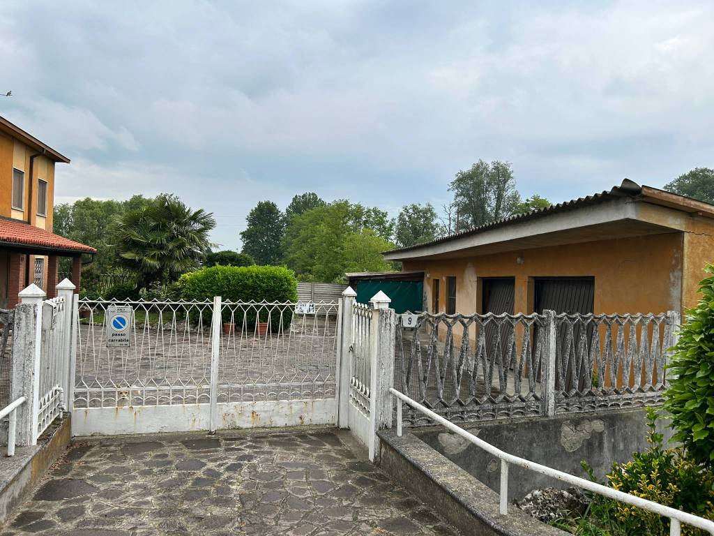 Rustico / casale a Caselle lurani in Via Lisone - Foto 4