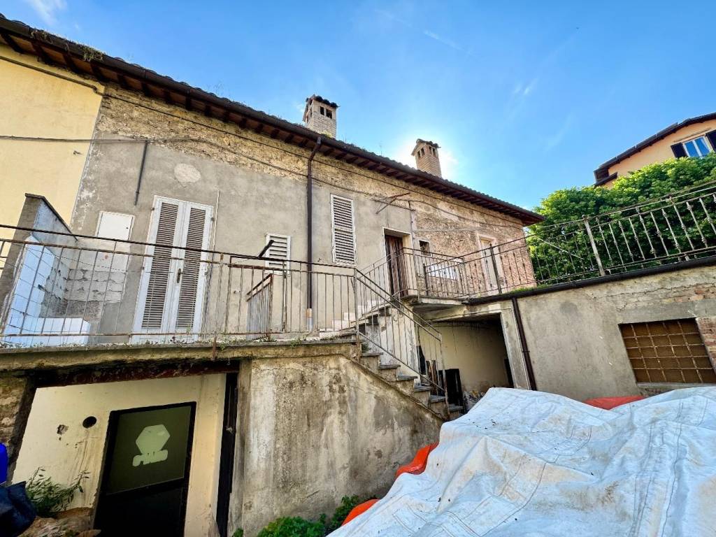 Appartamento a Ascoli piceno in VIA MACALLÈ 3 - Foto 2