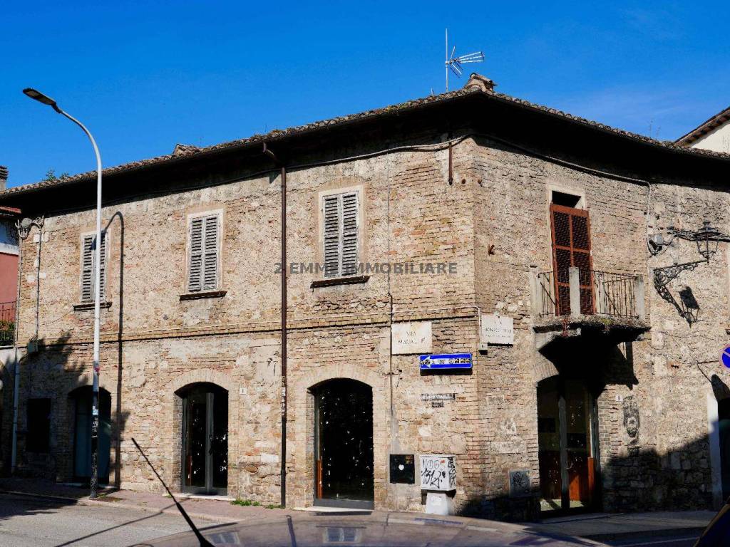 Appartamento a Ascoli piceno in VIA MACALLÈ 3 - Foto 3