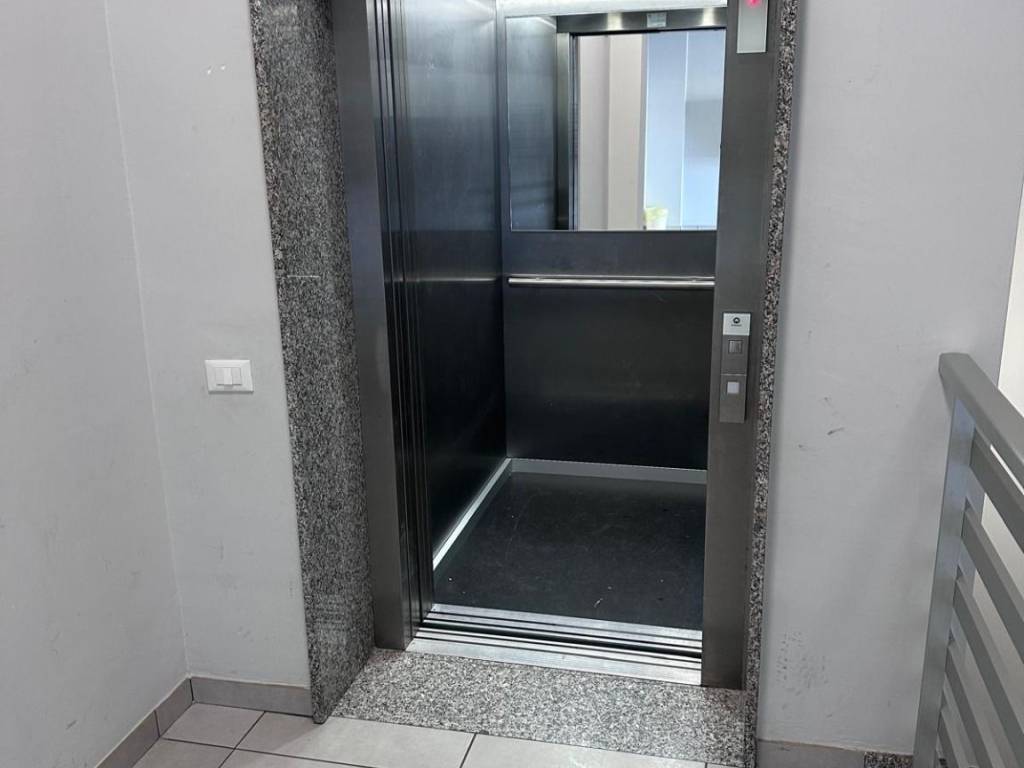Appartamento a Cosenza in Via Giovanbattista Lupia, 23 - Foto 4