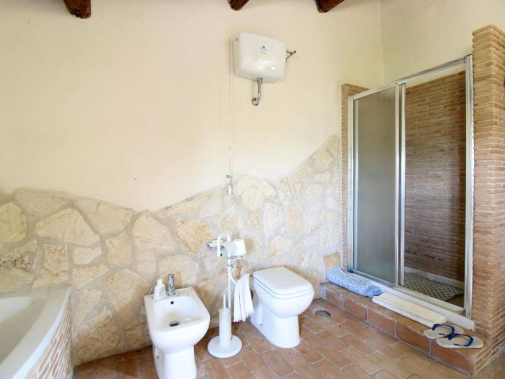 Casa indipendente a Montopoli di sabina in Via Casalina - Foto 4