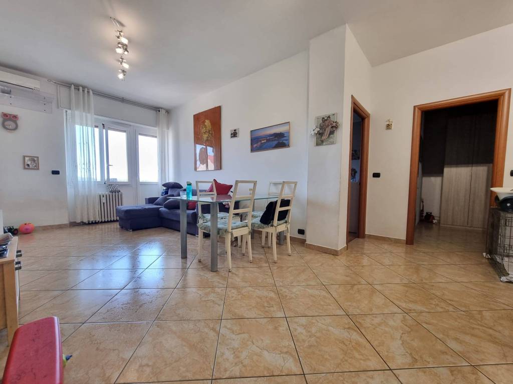 Appartamento a Casale monferrato in Strada Cavalcavia, 9 - Foto 4
