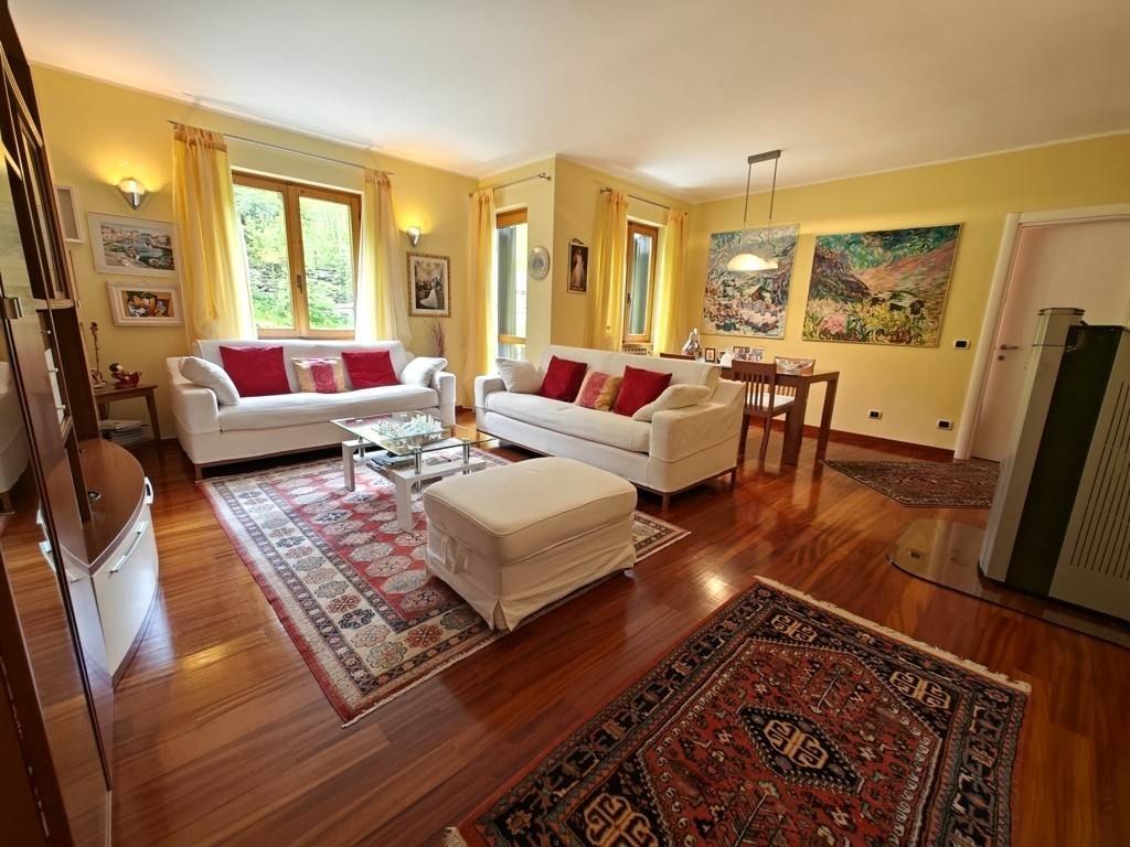 Villa a Caspoggio in Via Seggiovia, 18 - Foto 3