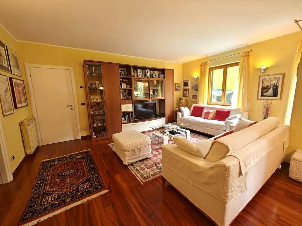 Villa a Caspoggio in Via Seggiovia, 18 - Foto 4