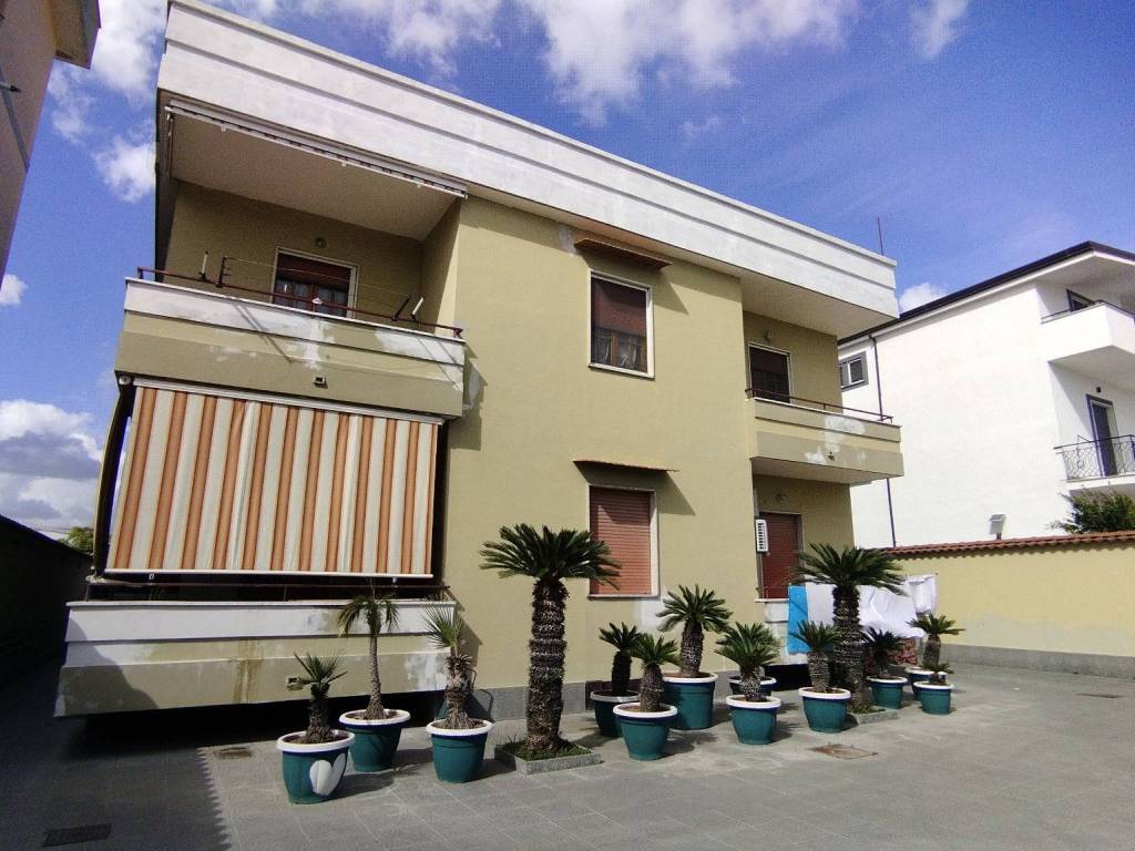 Palazzo / stabile a Lusciano in Viale della Libertà, 72 - Foto 5