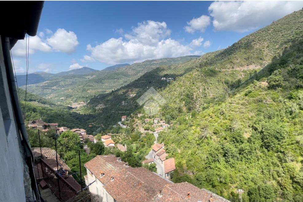 Appartamento a Apricale in Via Martiri della libertà - Foto 5