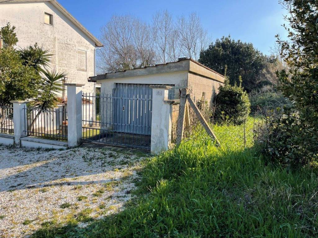 Appartamento a Civitanova marche in Via Andrea Doria, 44 - Foto 5