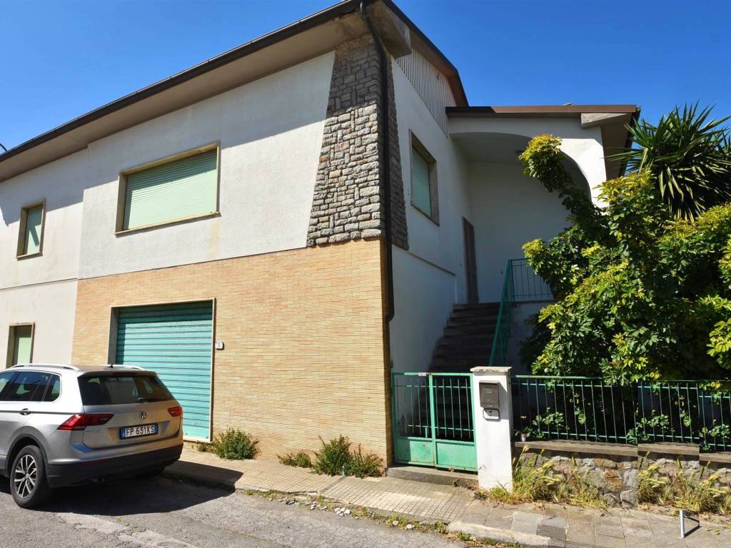 Villa a Rosignano marittimo in via Calatafimi - Foto 5