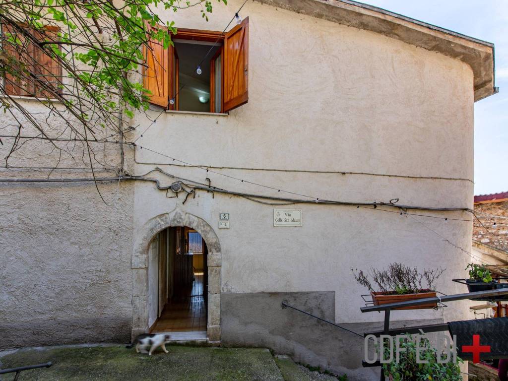 Casa indipendente a Borgorose in Via del Colle - Foto 2