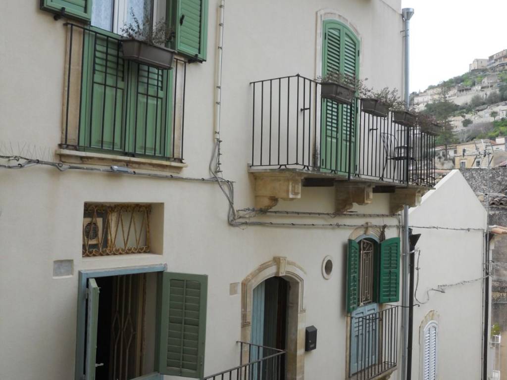 Palazzo / stabile a Modica in Via Fratantonio - Foto 5