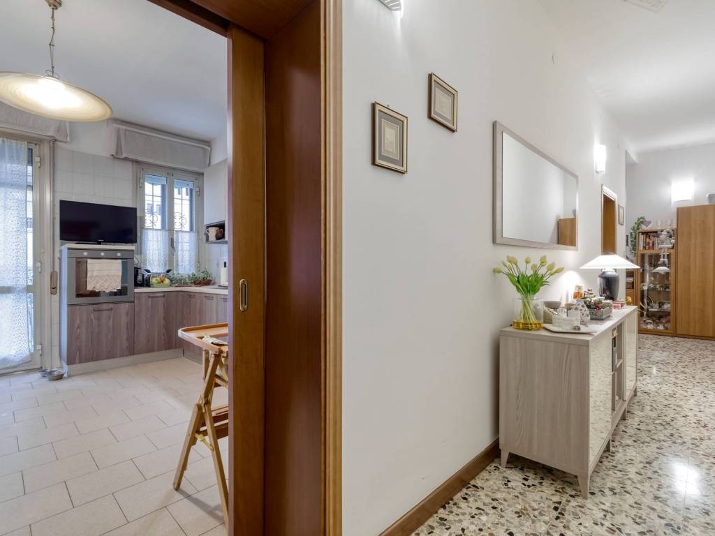 Appartamento a Bologna in Via Giovanni Bertini, 32 - Foto 2