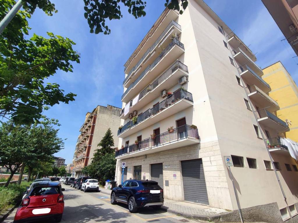 Appartamento a Benevento in Via Lungocalore Manfredi di Svevia - Foto 2