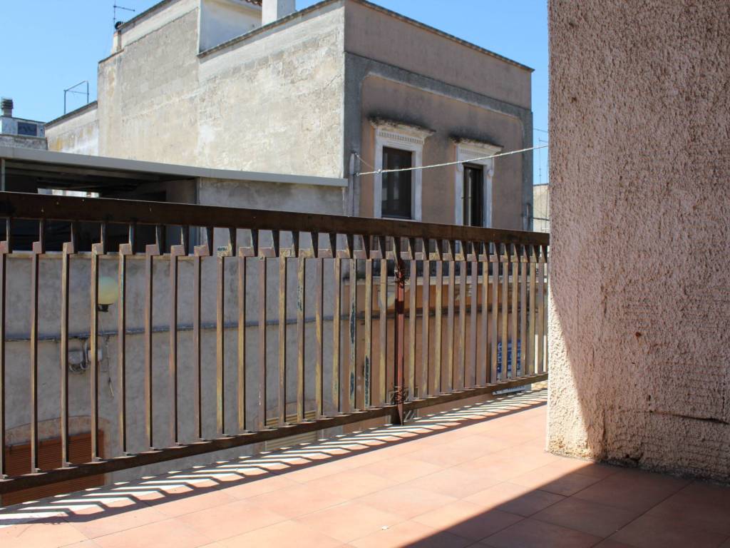 Appartamento a San michele salentino in Via Vittorio Veneto, 16 - Foto 2