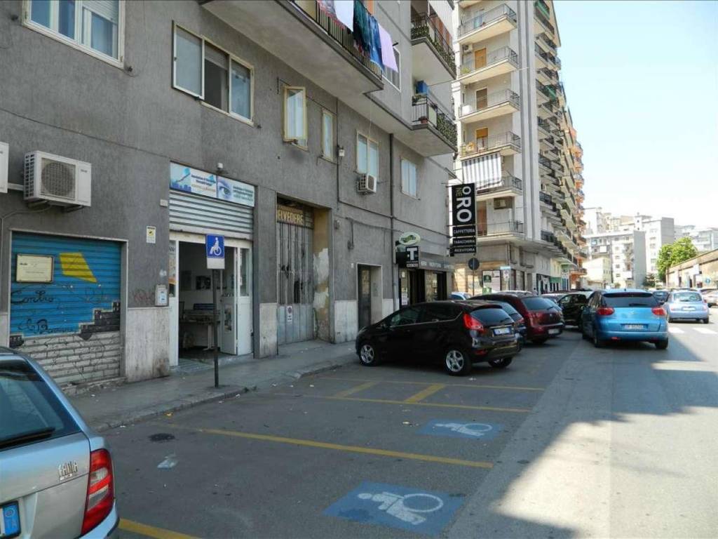 Immobile a Taranto in via via G. Cugini 36; via Generale Messina 81 - Foto 5