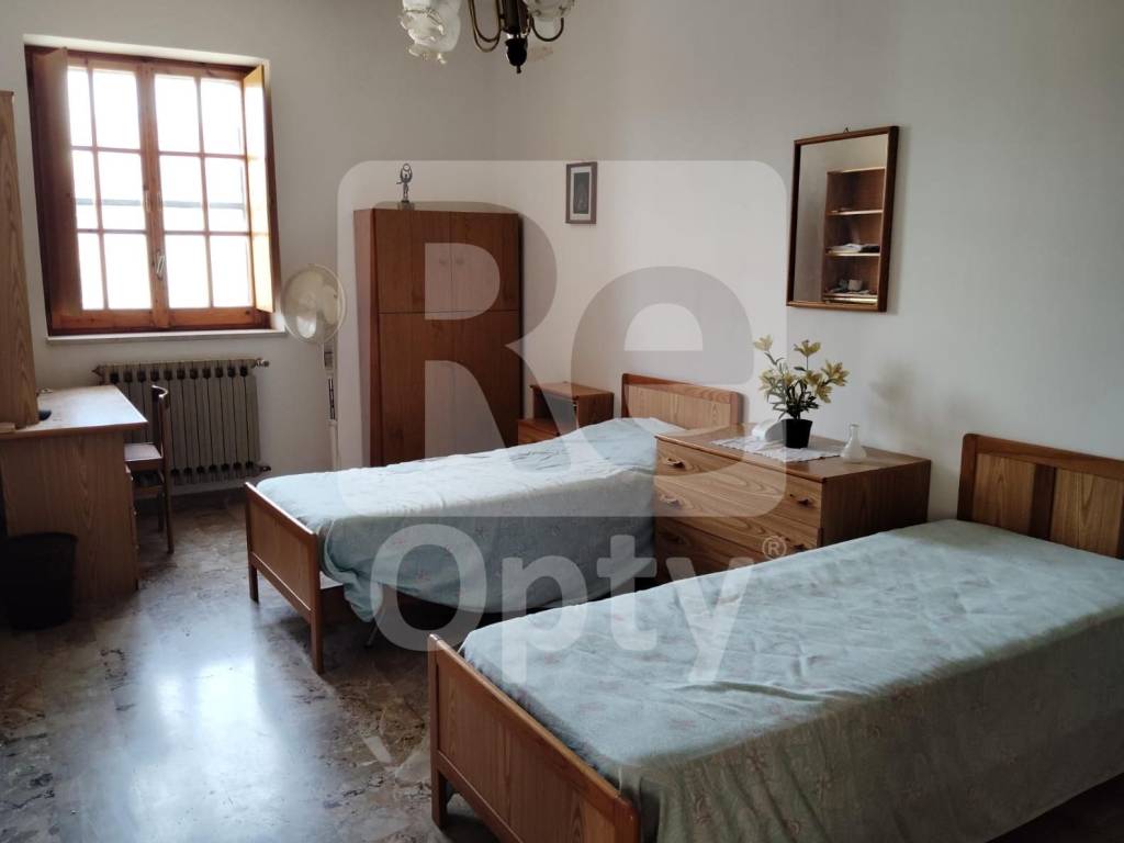Casa indipendente a San paolo di civitate in Via Giuseppe Ungaretti - Foto 4