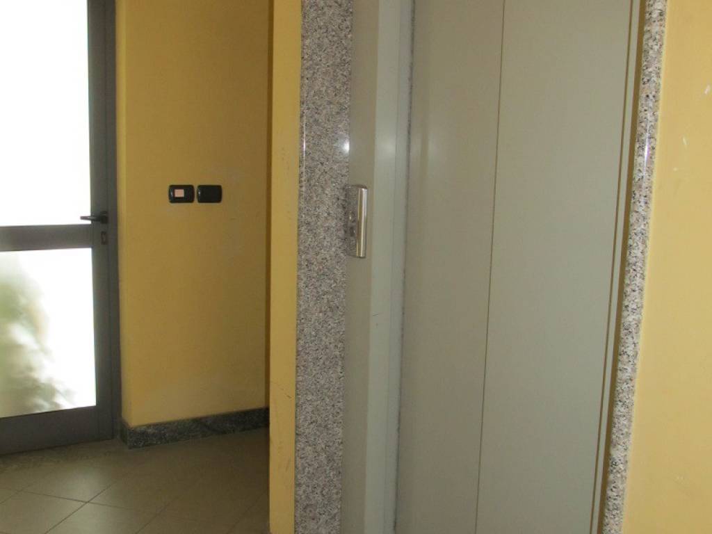 Appartamento a Sondrio in Via Cesare Battisti - Foto 3