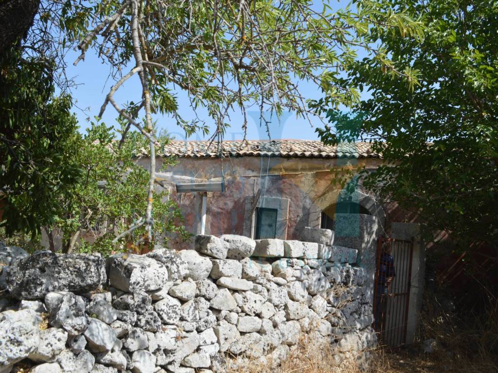 Rustico / casale a Noto in Via Tommaso Fazello - Foto 3
