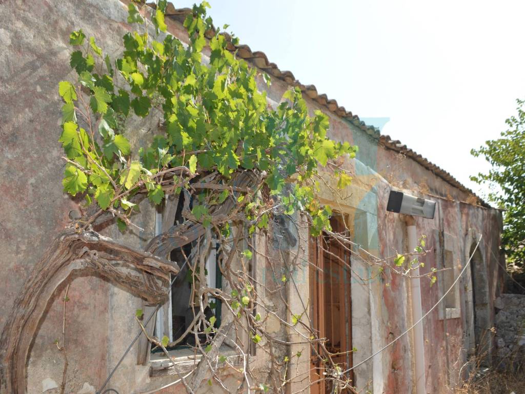 Rustico / casale a Noto in Via Tommaso Fazello - Foto 5