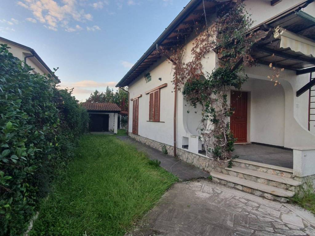 Villa a Pietrasanta - Foto 2