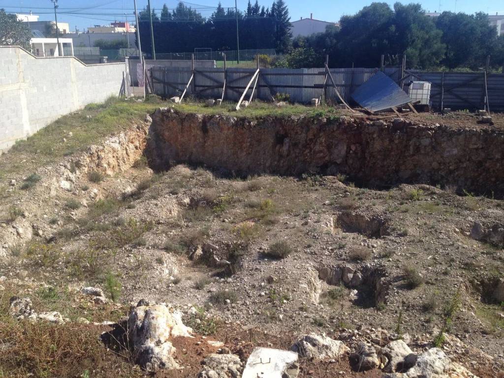 Terreno a San donato di lecce in Via Professore L. Dell'Anna, 9 - Foto 3