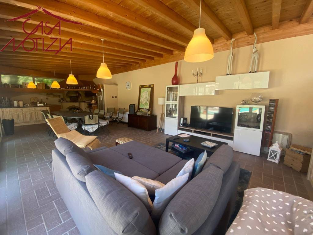 Villa a Coreglia antelminelli in Via Nazionale - Foto 2