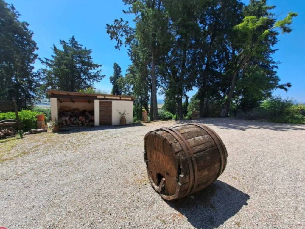 Rustico / casale a Castiglione del lago in Via Romagna - Foto 3