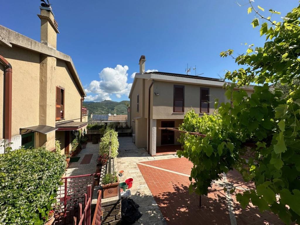 Villa a Terni in STRADA DELLA ROMITA, 69 - Foto 4