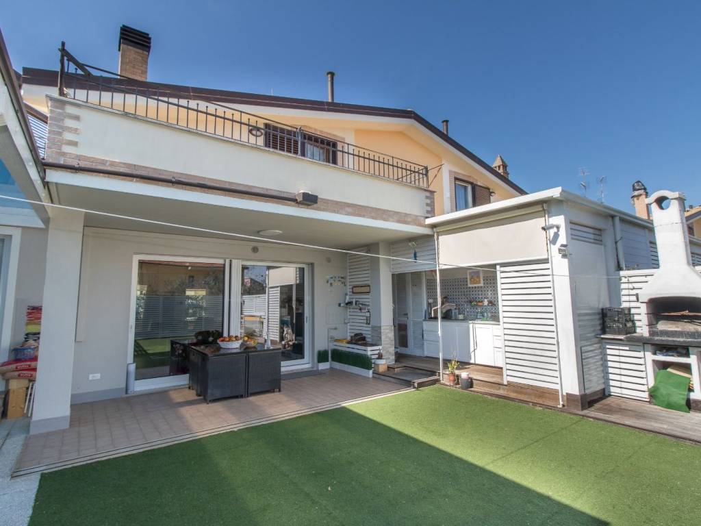 Villa a Montesilvano in Strada Comunale Colle Vento - Foto 2