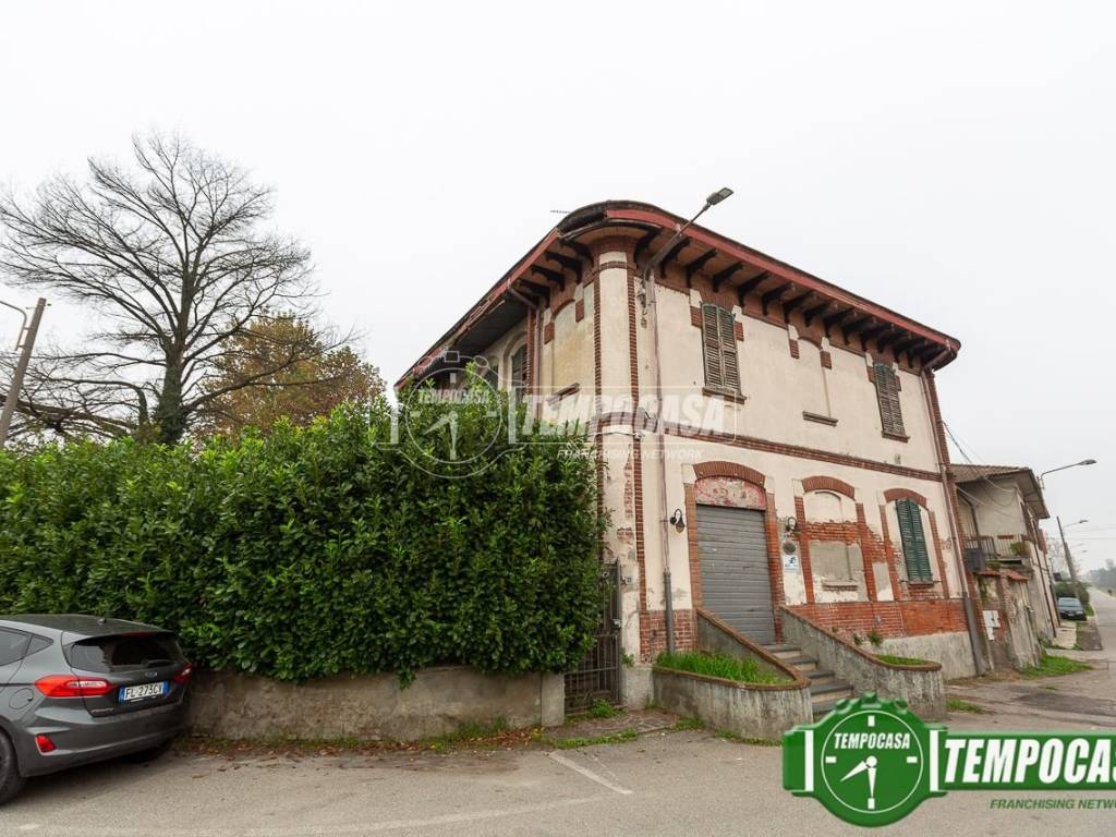 Casa indipendente a Secugnago in Localita' Stazione - Foto 2