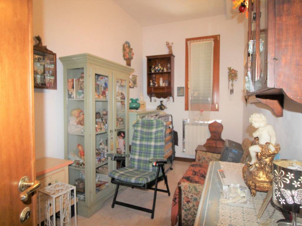 Appartamento a Montevarchi in Piazza di Levanella - Foto 5