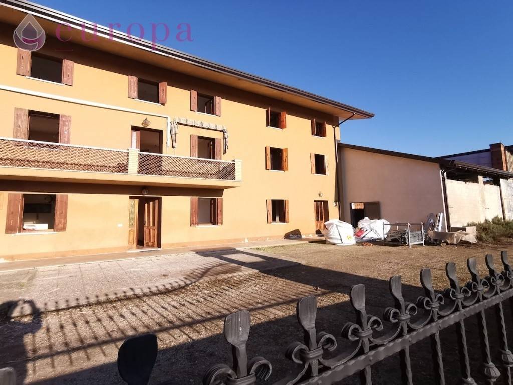 Villa a Azzano decimo in via piave - Foto 4
